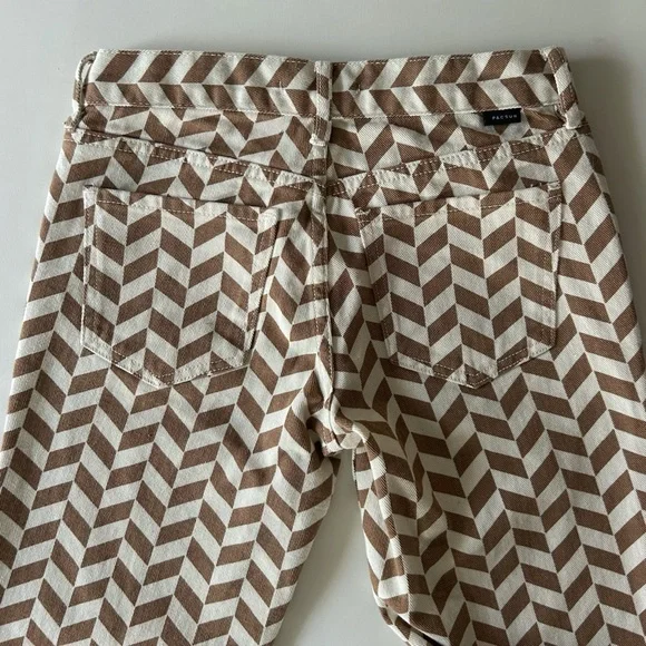 PacSun Chevron Herringbone Jeans Brown Cream Geometric Spring Denim Size 24 - Picture 4 of 9